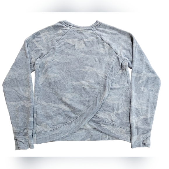 ATHLETA GIRL COZY CROSS YOUR FINGERS SWEATSHIRT Grey Heather Camo, size 12 - Picture 8 of 10